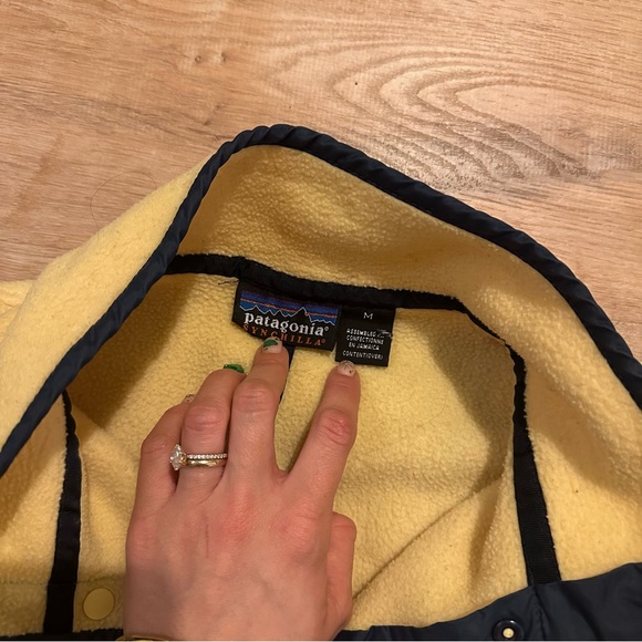 Vintage Patagonia fleece pullover - Picture 2 of 6